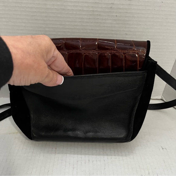 90s VINTAGE STUART WEITZMAN CROSSBODY BAG IN LEATHER/SUEDE AND BROWN CROC FLAP - Picture 5 of 11